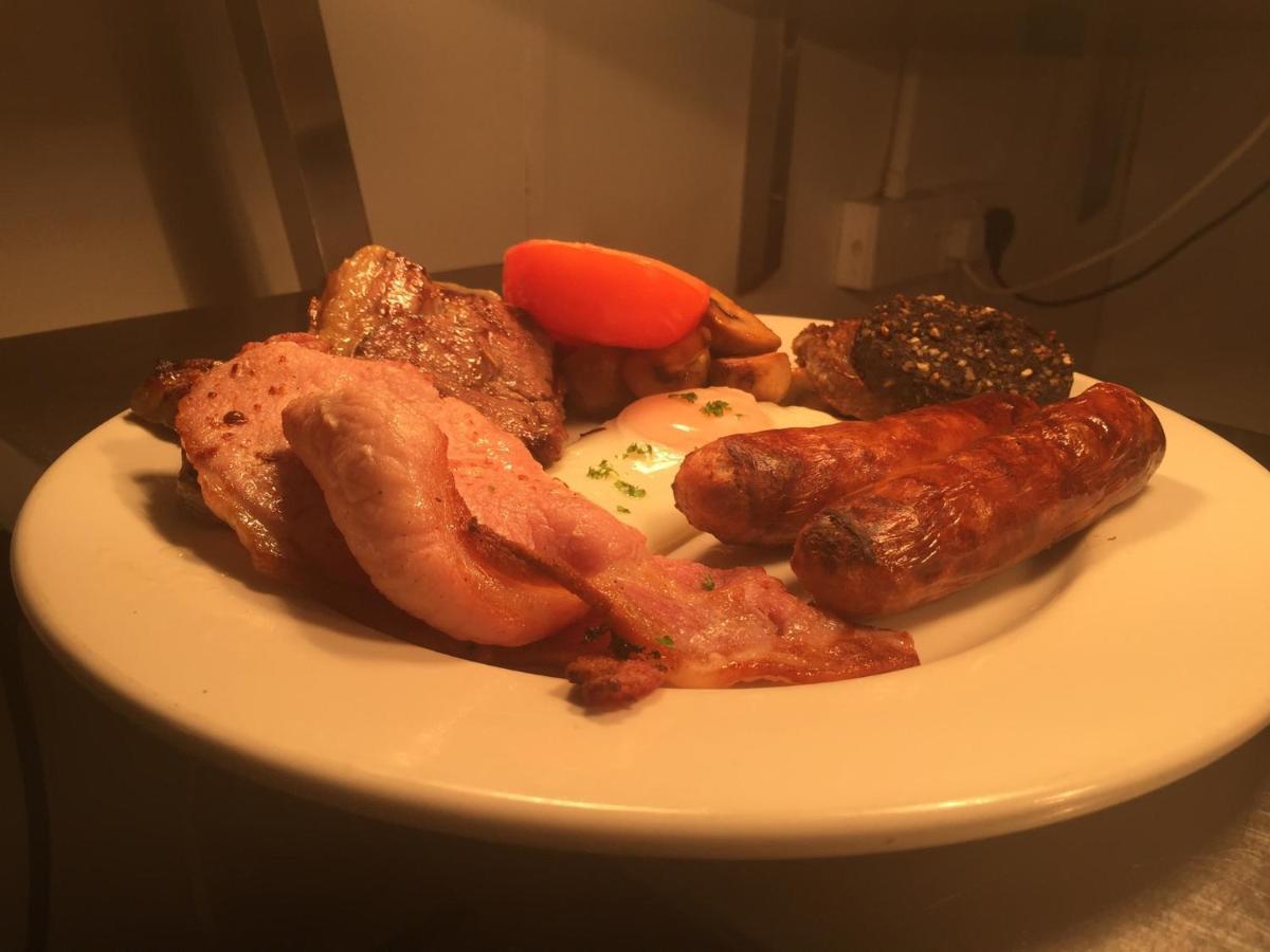 The Bowers Bar & Restaurant Otel Ballinrobe Dış mekan fotoğraf